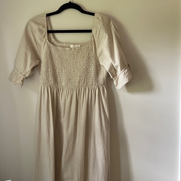 Neuflora Dresses & Skirts - Neuflora Fairfield Dress